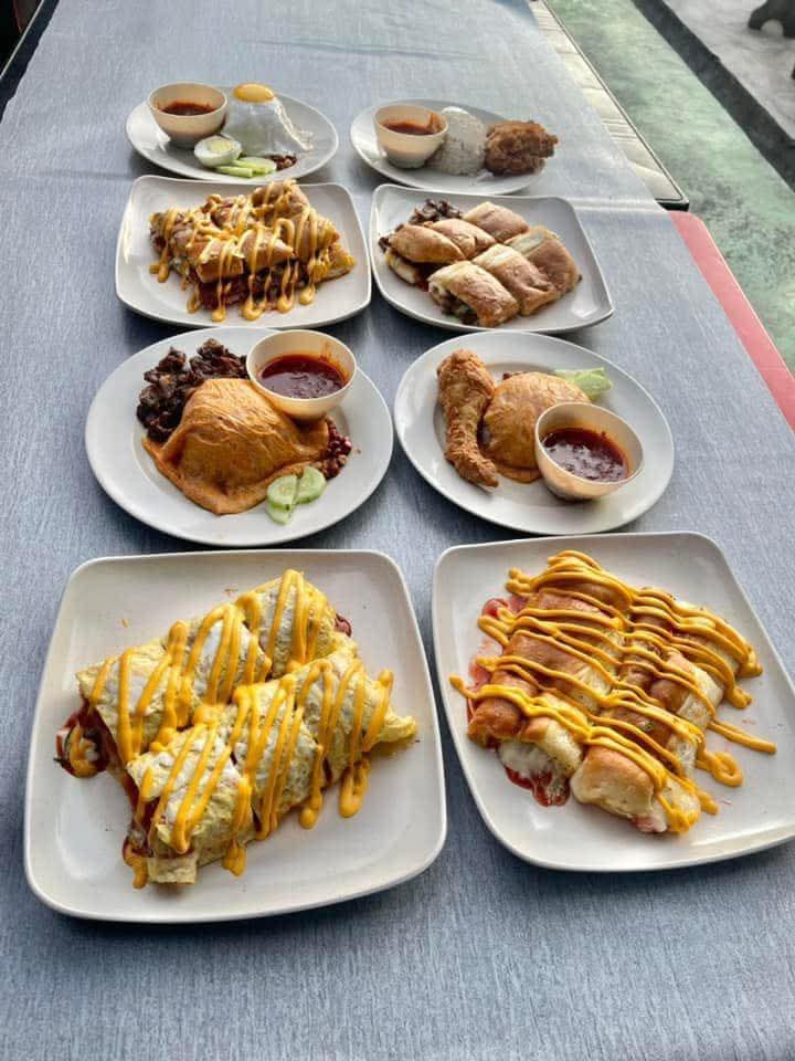 NASI LEMAK, ROTI JOHN